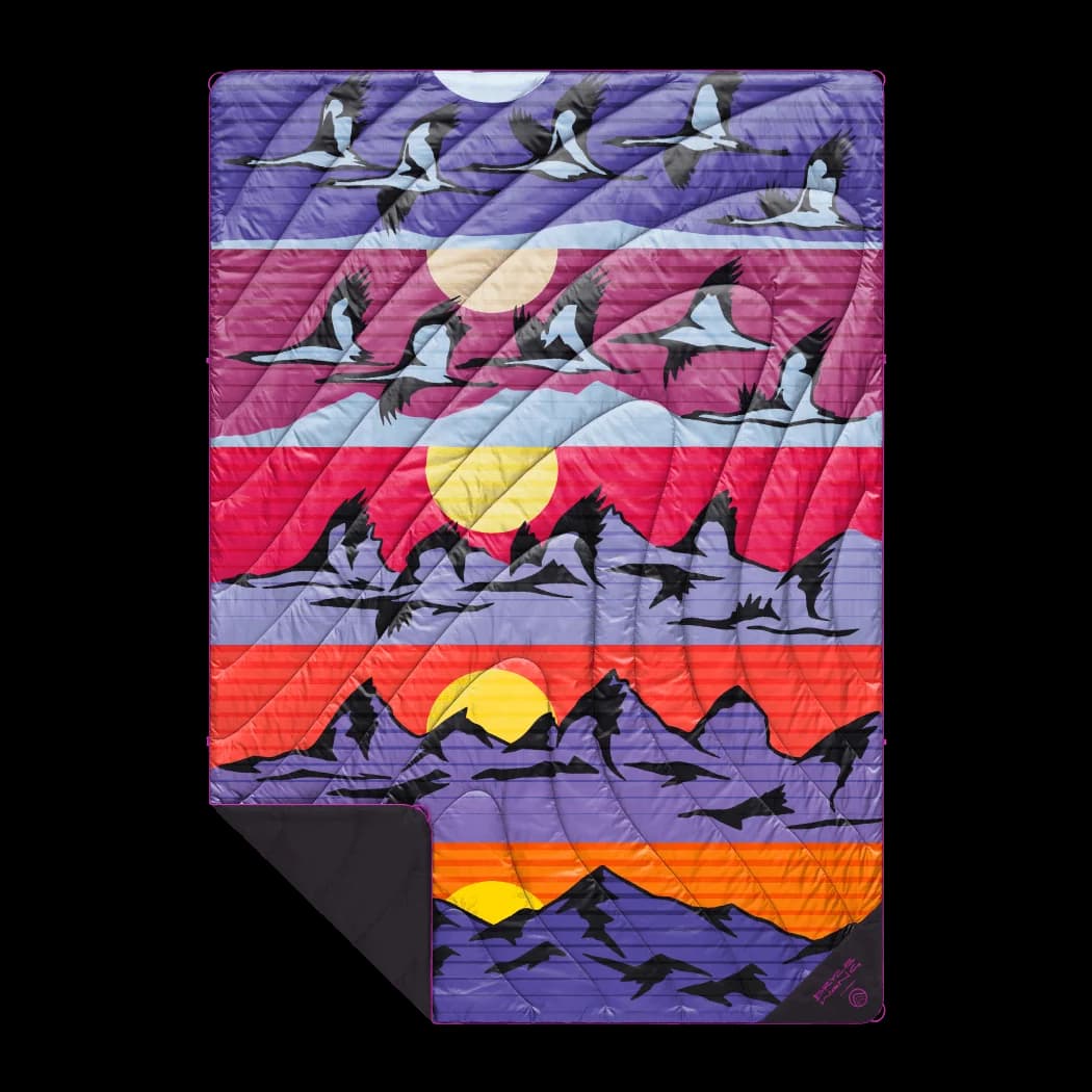 Original Puffy Blanket - Bryce Wong - Mountain Migration