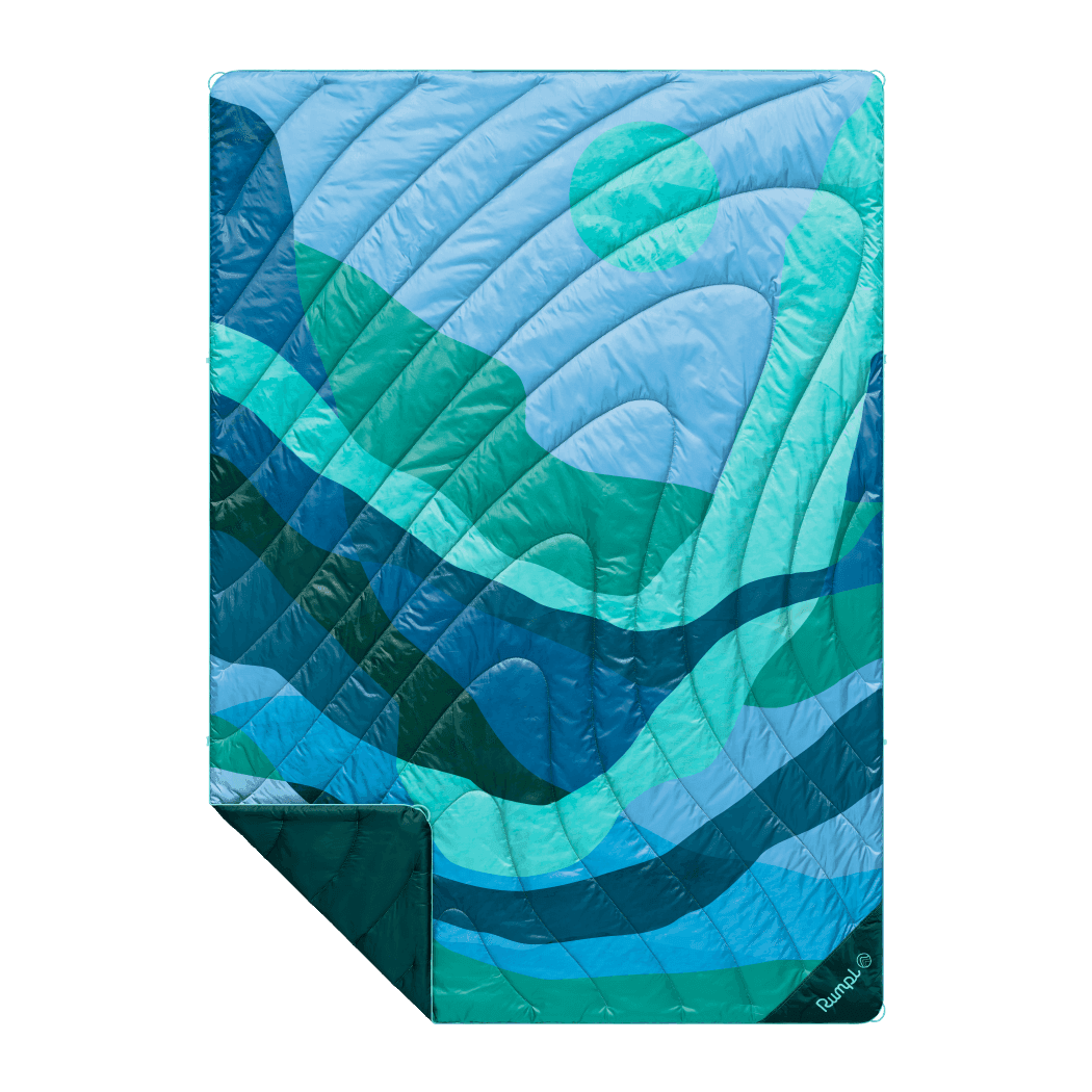 Original Puffy Blanket - Valley Seascape