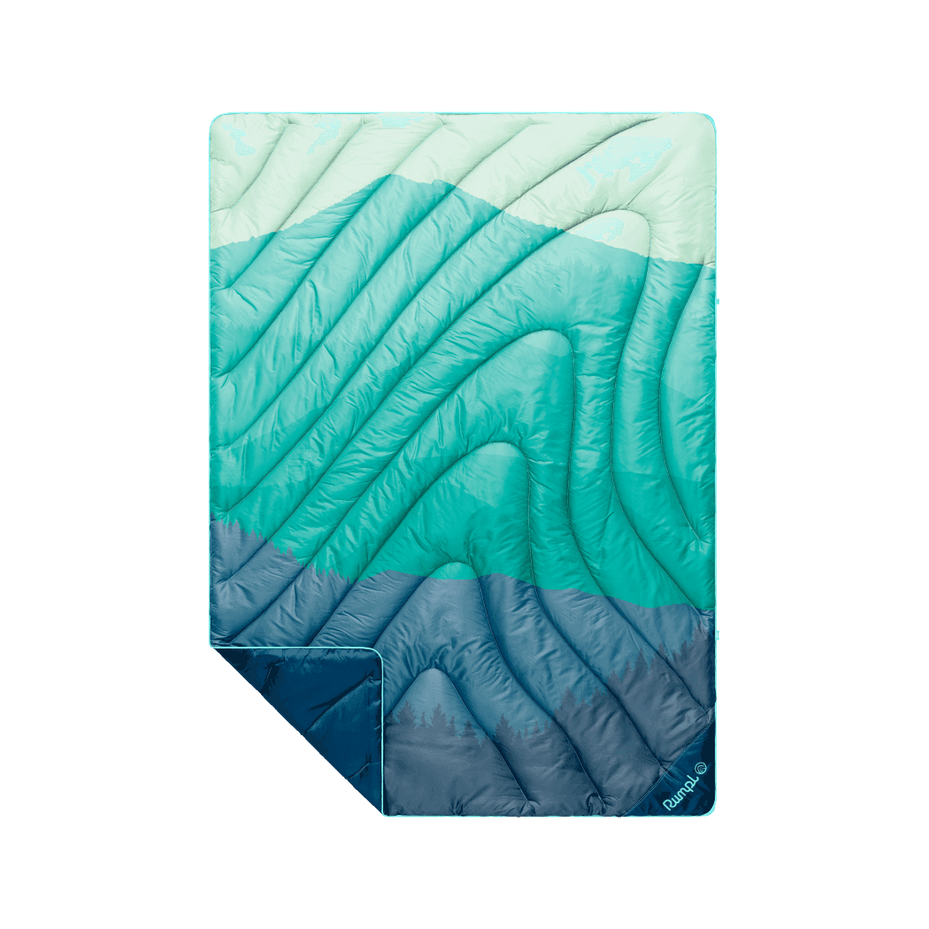 Original Puffy Throw Blanket - Seascape Ridge Mountains
