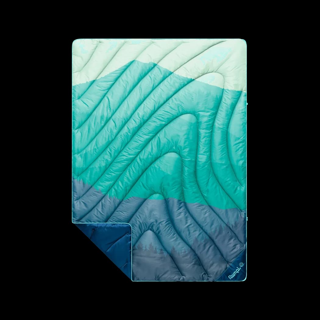 Original Puffy Throw Blanket - Seascape Ridge Mountains